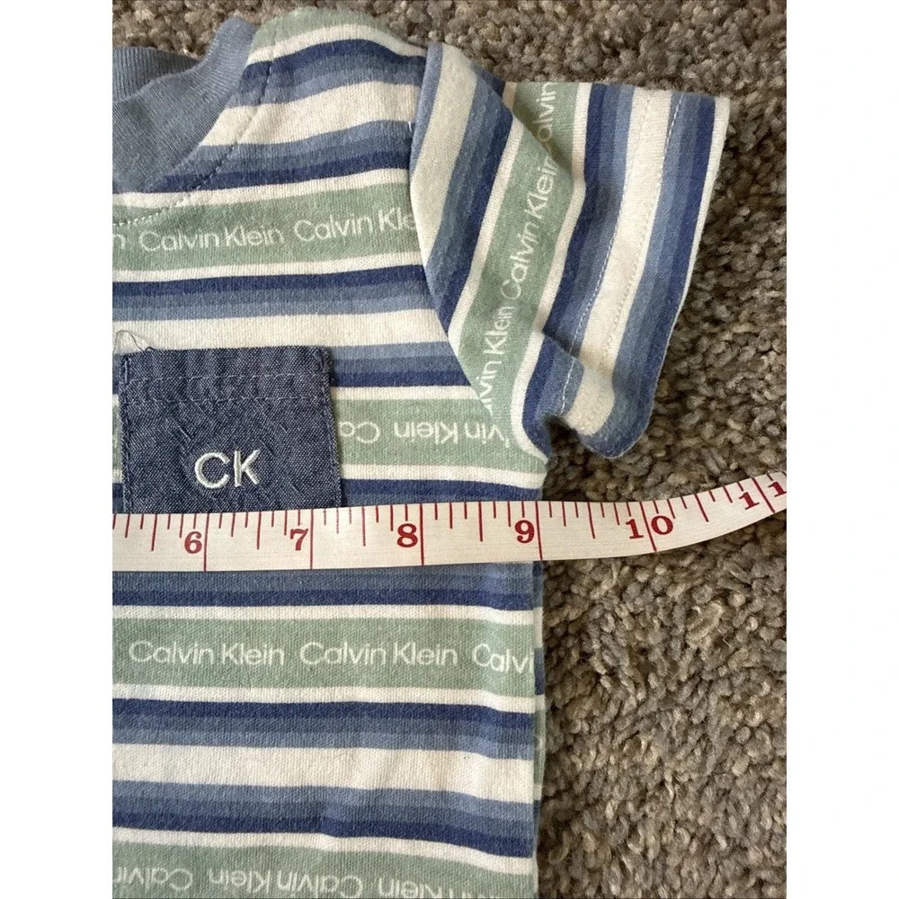 Calvin Klein Boys 2 Piece Blue Striped‎ Short Set Size 3/6 Months